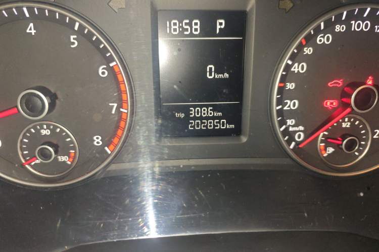 Used Volkswagen Passat 2011 1.8 TSI DSG Prestige Edition