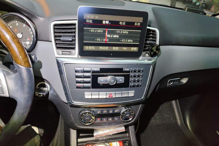 Used Mercedes-Benz M-Class 2012 ML 300