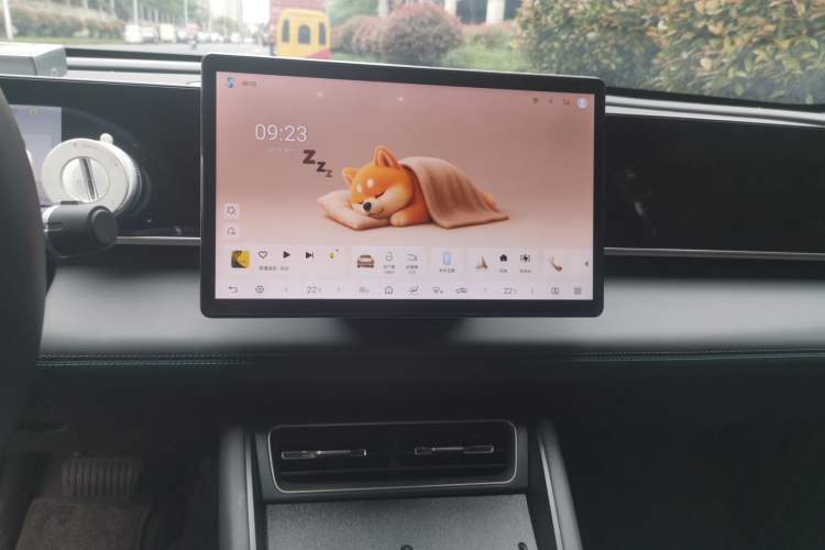 Used BYD Qin L 2025 DM-i Smart Drive 120KM Leading Model