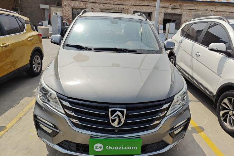 Used Baojun 560 2017 1.5T DCT Flagship Model 7 Seats