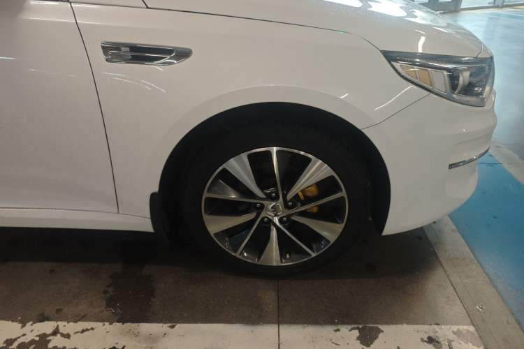 Used Kia K5 2016 2.0L Automatic LUX