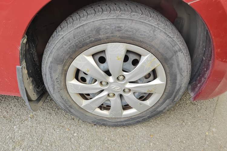 Used Hyundai Verna (older generation) 2010 Sedan 1.4L Automatic Comfort Model GS