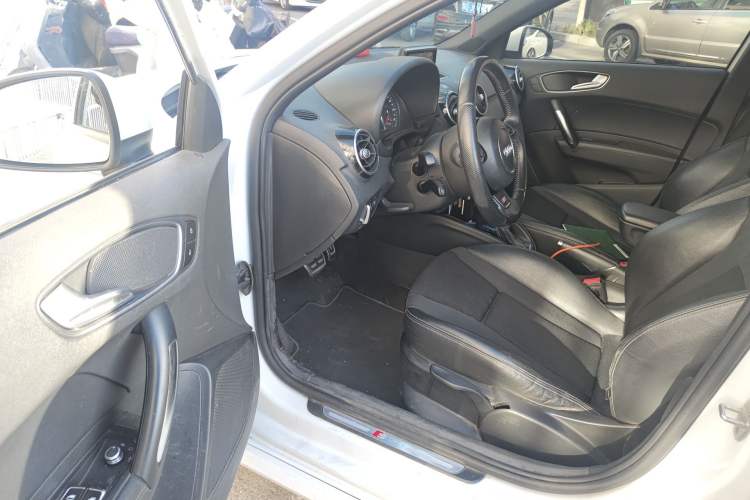 Used Audi A1 2016 30 TFSI Sportback S Line Sports Edition Driver Seat