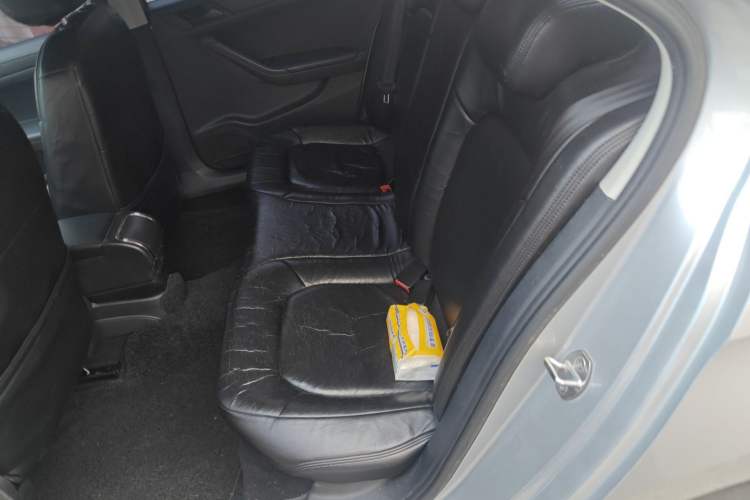 Used Volkswagen Jetta 2015 Value Edition 1.6L Manual Fashionable Style
