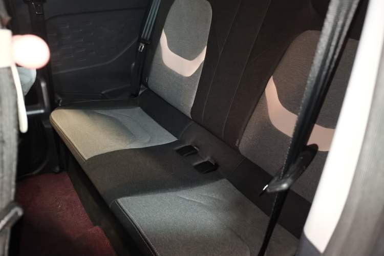 Used Chery QQ Ice Cream 2022 120km Conical Shape Lithium Iron Phosphate