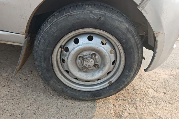 Used Jinbei Hiace X30 2016 1.3L Van Standard Edition DLCG12
