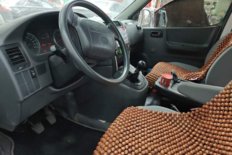 Used Jinbei Express 2018 2.0L Standard Version V19
