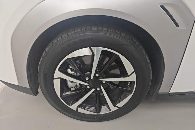 Used AION Y 2023 Plus 510 Smart Edition
