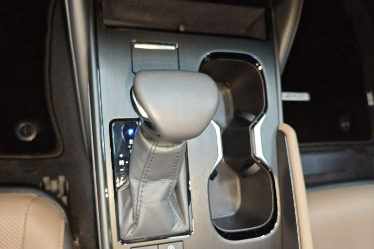 Used Lexus ES 2022 200 Luxury Edition