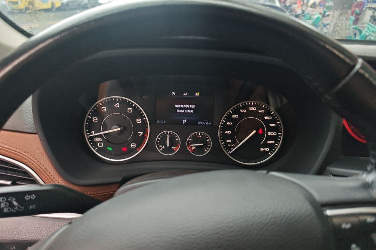 Used BORGWARD BX7 2018 28T Front-Wheel Drive Quality Enjoyment Version 5 Seats China VI Emission Standard