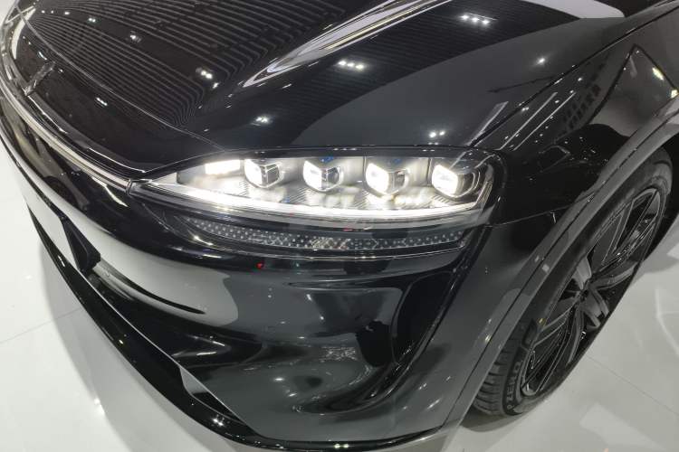 Used Hima Luxeed R7 2026 Model Pure Electric Ultra Left Front Headlight