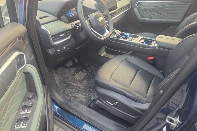 Used Geely Auto Haoyue L 2024 2.0T DCT Prestige Version
