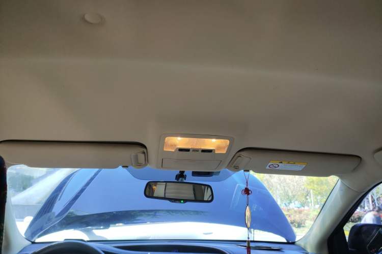 Used Toyota Highlander 2017 2.0T Two-Wheel Drive Elite Version 7 Seats