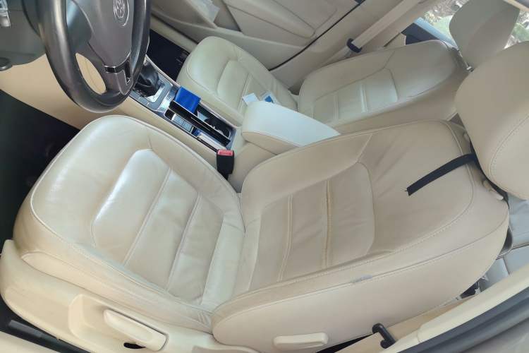 Used Volkswagen Passat 2014 1.8TSI DSG Prestige Edition Left Front Seat