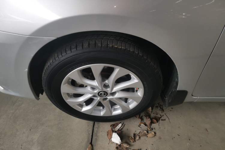 Used Nissan Sylphy 2019 1.6XV CVT Smart Connect Luxury Edition China VI Standard Left Front Wheel Hub