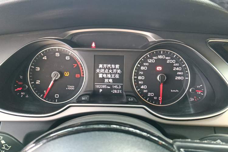 Used Audi A4L 2013 35 TFSI Automatic Standard Model