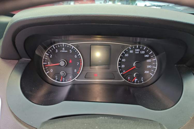 Used Land X7 2015 2.0T Panoramic Prestige Edition
