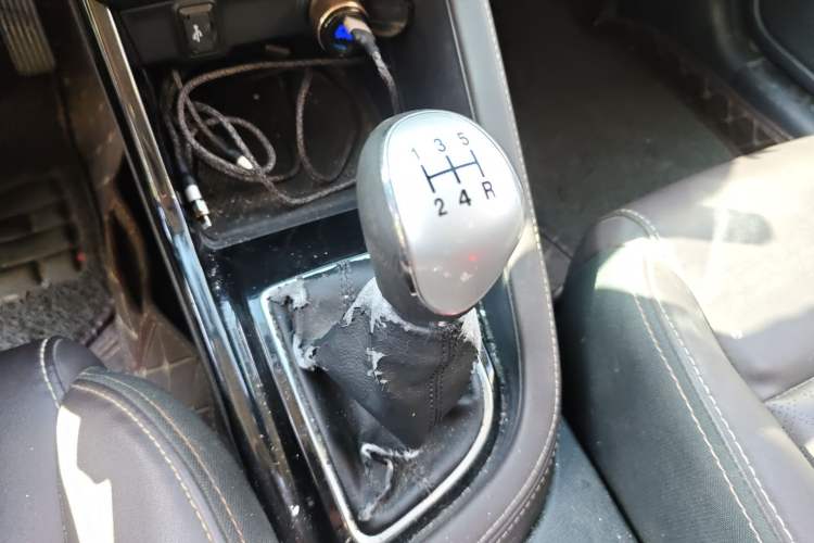 Used CHANGAN Eado DT 2018 1.6L Manual Smart Enjoyment Model
