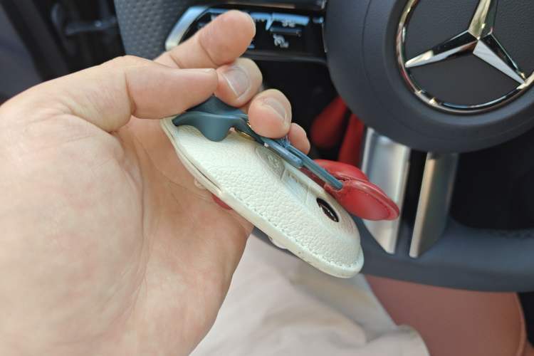 Used Mercedes-Benz GLC 2025 Refreshed GLC 300 L 4MATIC Dynamic Version 5 Seats