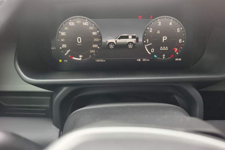 Used Land Rover Defender 2024 90 2.0T P300 S