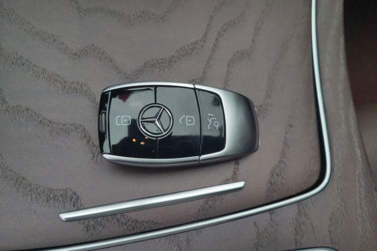 Used Mercedes-Benz E-Class 2020 E 300 L Stylish Model Vehicle Key