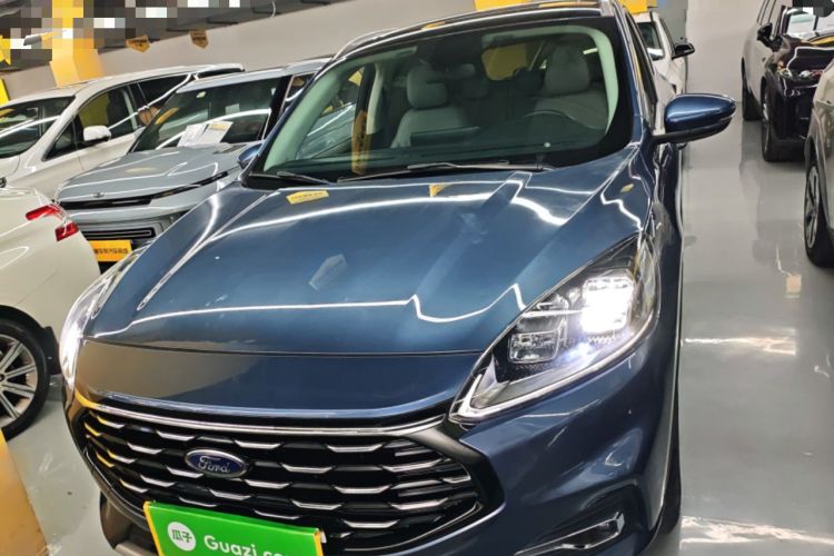 Used Ford Escape 2020 EcoBoost 245 Two-Wheel-Drive Titanium Edition Front