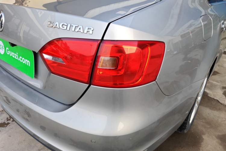 Used Volkswagen Sagitar 2014 Revised Version 1.6L Automatic Comfort Edition Exterior 3