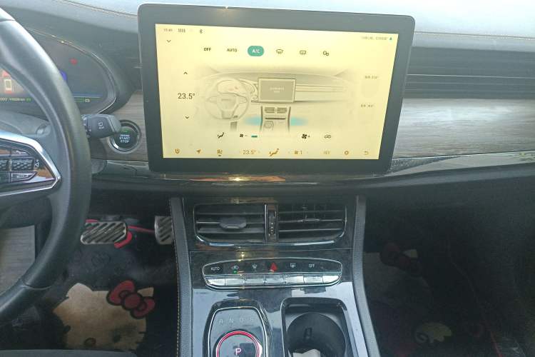 Used Skyworth HT-i 2022 1.5L PHEV 205KM Smart & Value Plus Version
