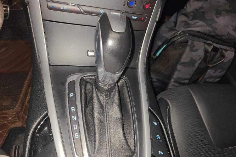 Used Ford Edge 2016 EcoBoost 245 Four-Wheel Drive Titanium 7-Seater