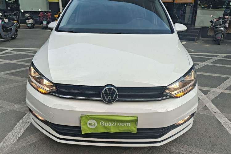 Used Volkswagen Touran 2021 Volkswagen Touran L 280TSI DSG Style Edition 7 Seats
