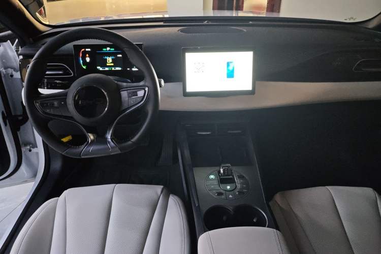 Used BYD Seal 06 New Energy 2024 DM-i 80KM Luxury Model
