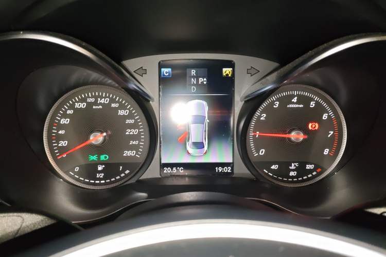 Used Mercedes-Benz C-Class 2018 C 200 L Sport Edition Instrument Cluster