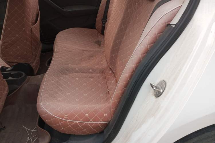 Used Volkswagen Santana 2015 1.4L Manual Fashion Edition Left Rear Seat