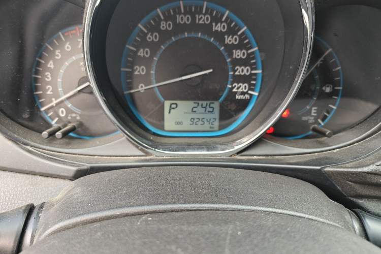 Used Toyota Vios 2014 1.5L Automatic ZhiZhen Edition Odometer Close Up