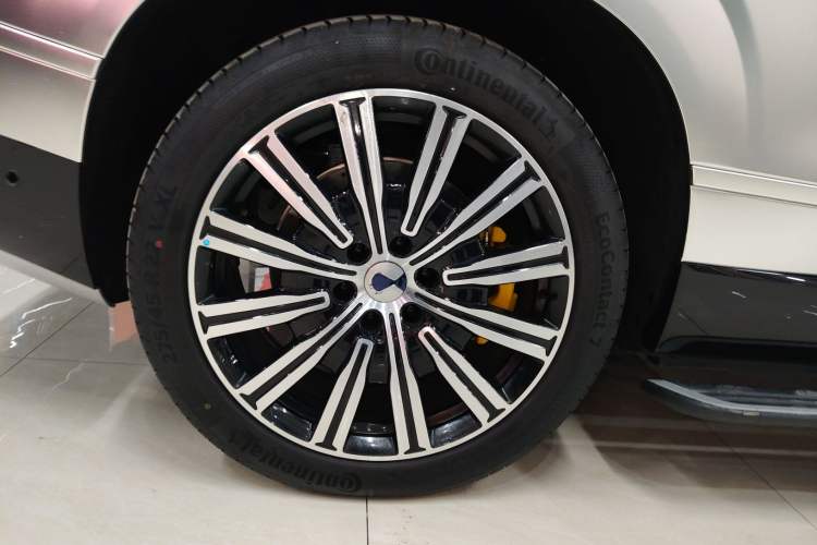 Used Denza N9 2025 Flagship Model