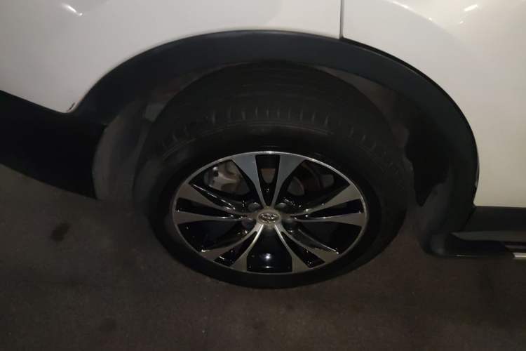 Used Toyota RAV4 2015 2.5L Automatic 4x4 Elite Edition