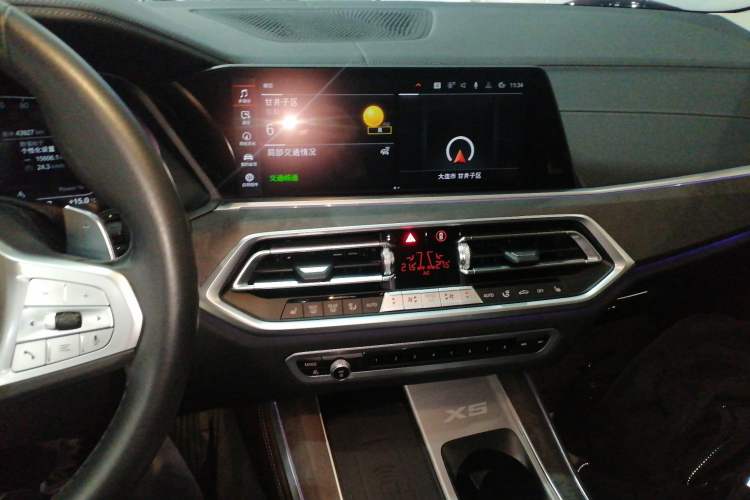 Used BMW X5 2022 Restyled xDrive 30Li Luxury Version M Sport Package
