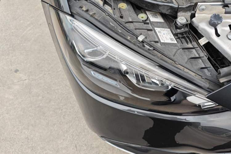 Used Mercedes-Benz C-Class 2023 Revised C 200 L Sport Edition Right Front Headlight