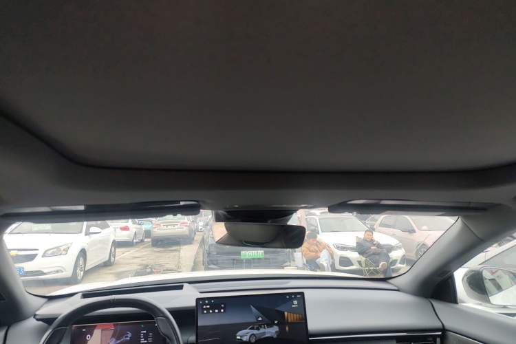 Used Lynk & Co 07 2024 EM-P 126 Long-Range Ultra
