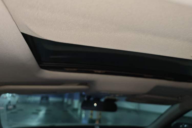 Used Venucia T90 2017 2.0L CVT Smart Edition