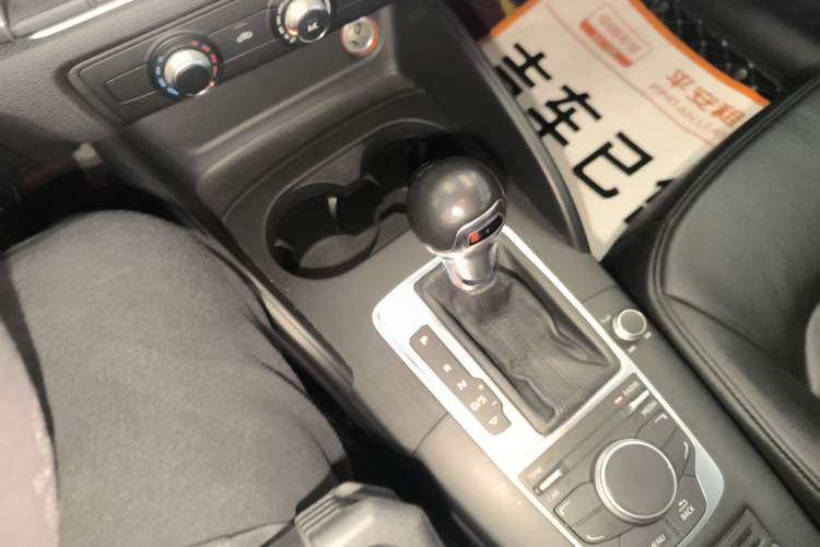 Used Audi A3 2015 Limousine 35 TFSI Millionth Anniversary Intelligent Leading Model
