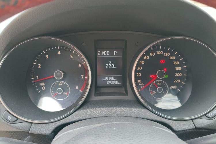 Used Volkswagen Golf 2010 1.4 TSI Automatic Comfort Model
