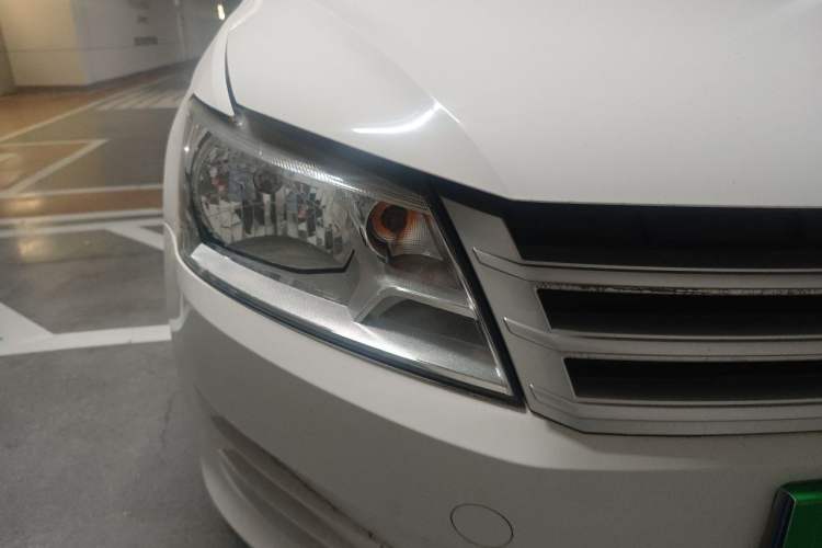 Used Volkswagen Santana 2015 1.6L Manual Fashion Edition