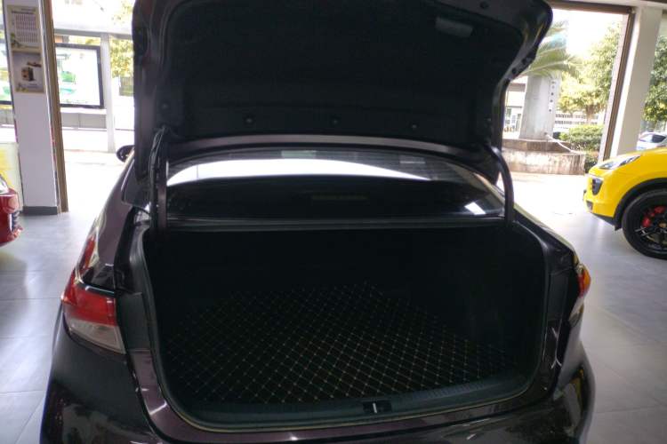 Used Toyota Levin 2019 Dual-Engine 1.8H E-CVT Sport Edition China VI Standard