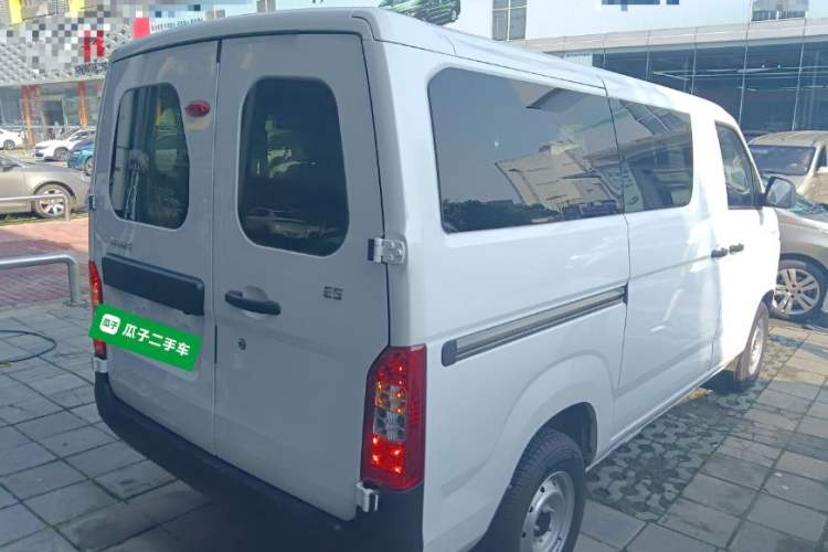 Used Karry Jiangtun E5 2024 268 km Range Open-Window 6-Seater Version
