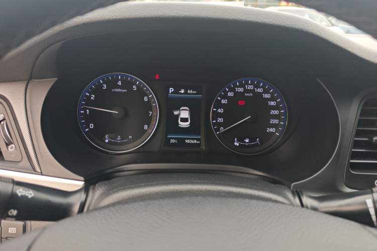 Used Hyundai Mistra 2017 1.8L Automatic Deluxe DLX Model China V Emission Standard
