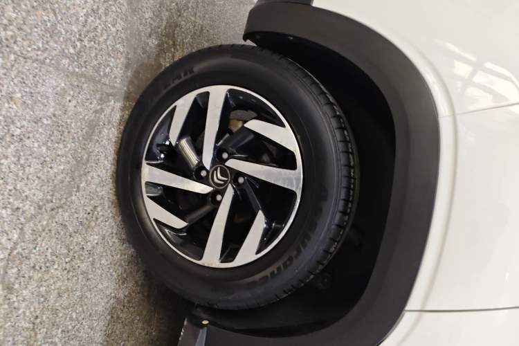 Used Citroen C3-XR 2015 1.6L Automatic Pioneer Model Right Rear Wheel Hub