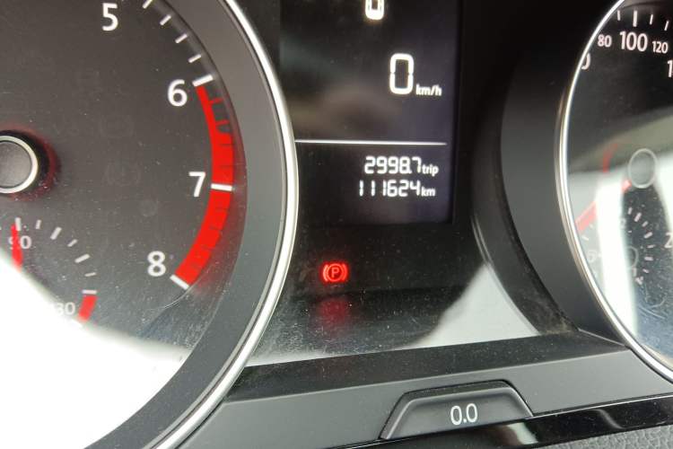 Used Volkswagen Golf 2018 1.6L Manual Fashion Edition
