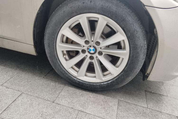 Used BMW 5 Series 2013 520Li Elegant Edition
