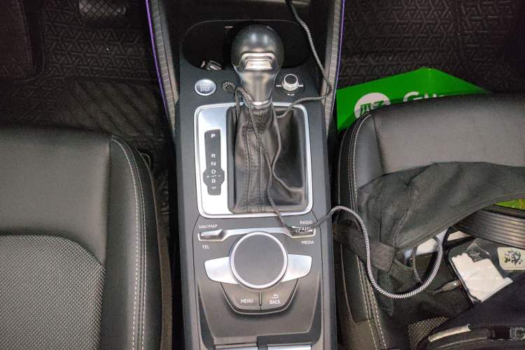 Used Audi Q2L e-tron 2019 Q2L e-tron Pure Electric Smart Style Gear Lever